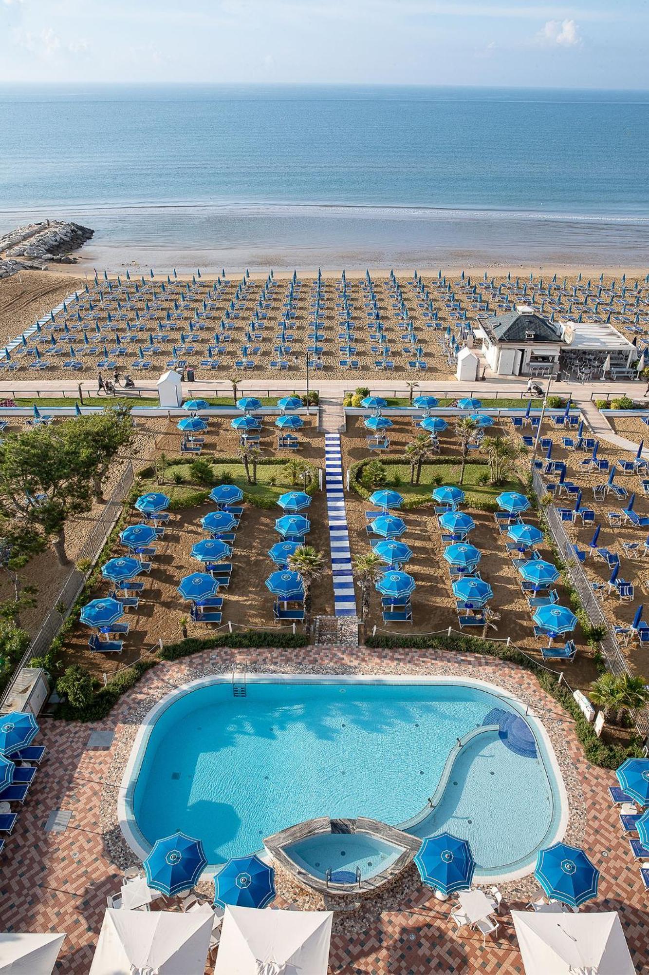 Regent'S Hotel Lido di Jesolo Dış mekan fotoğraf