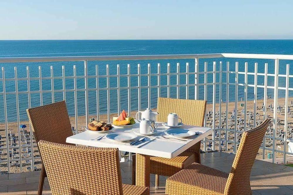 Regent'S Hotel Lido di Jesolo Dış mekan fotoğraf